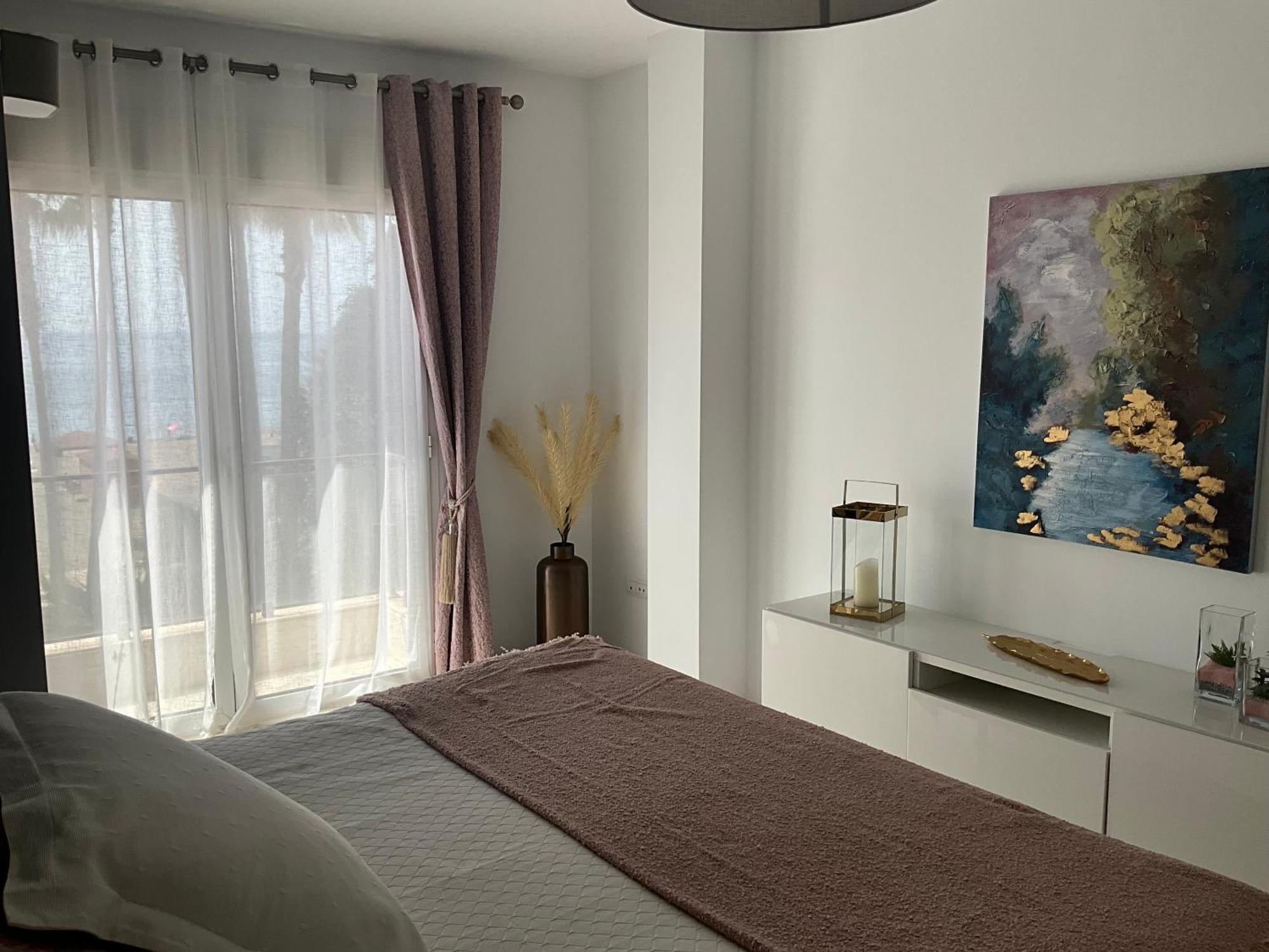 First Line Sea Apartment By Oliva Estepona Bagian luar foto
